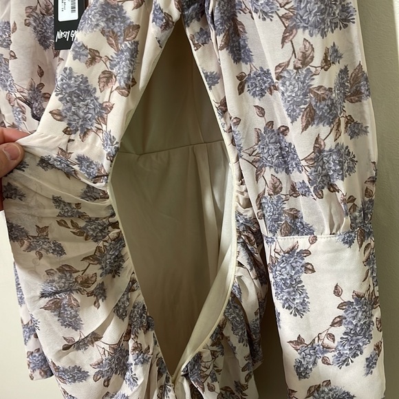 Nasty Gal Plant Stay Away Floral Mini Dress Sz. 10 NWT - Picture 10 of 13
